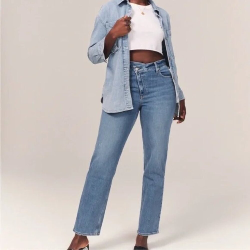 Abercrombie & Fitch Curve Love Ultra High Rise 90s Straight Jean 35/20 Long